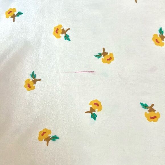 Vintage Ray Strauss Silk Scarf Ivory Floral Green Yellow Tan 35x35” Japan - Picture 10 of 10
